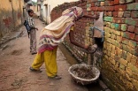 'Dehumanising' toilet cleaning banned in India